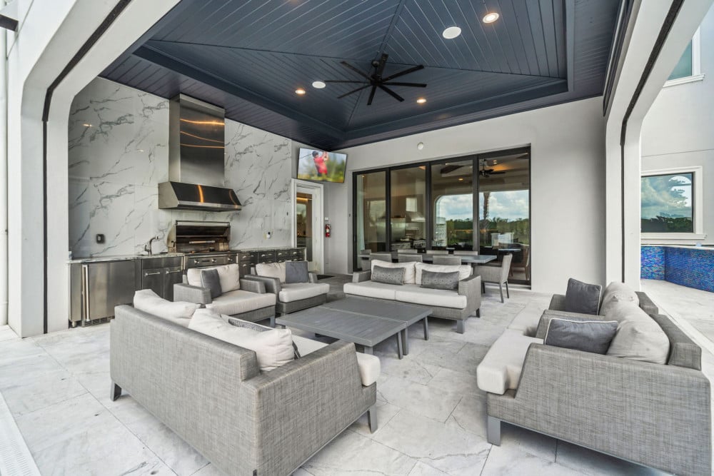 Reunion Resort 10000