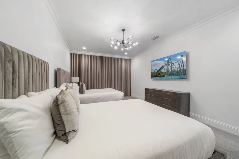 Reunion Resort 10000