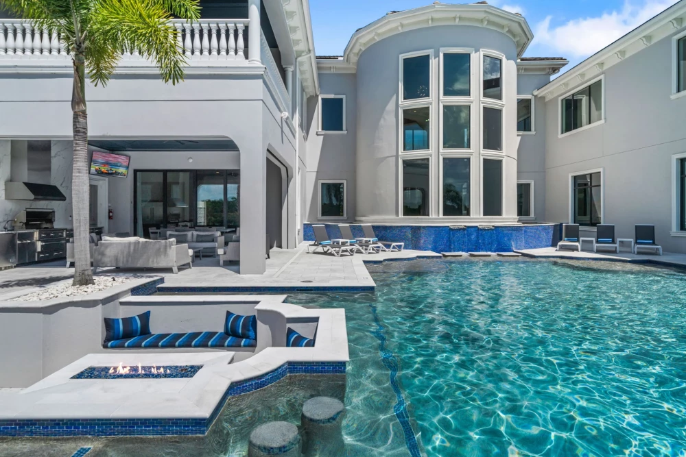 Reunion Resort 10000