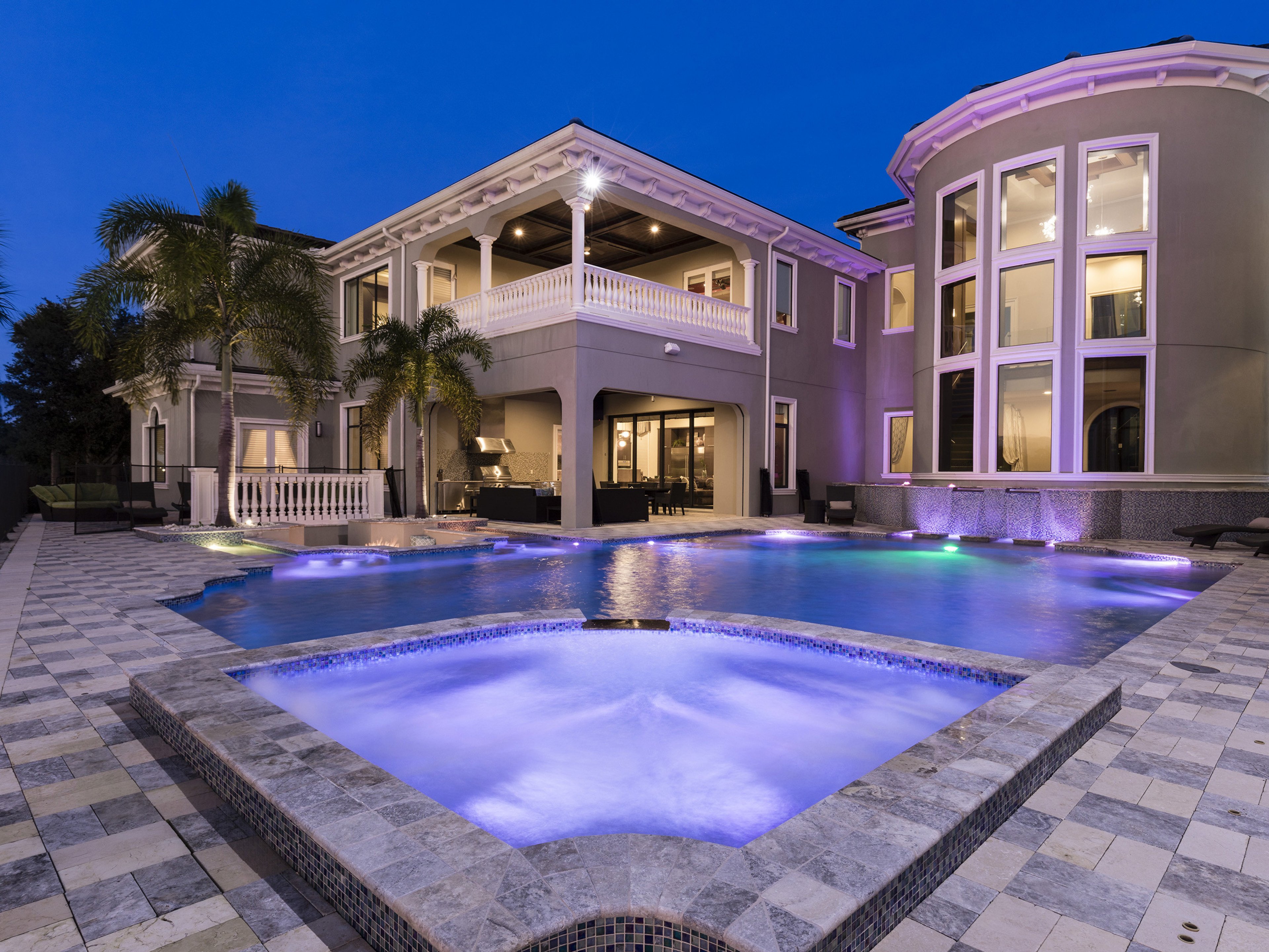 9 bedroom vacation rentals in Orlando Reunion Resort 10000