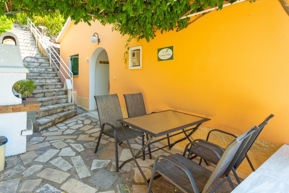 Villa Elia
