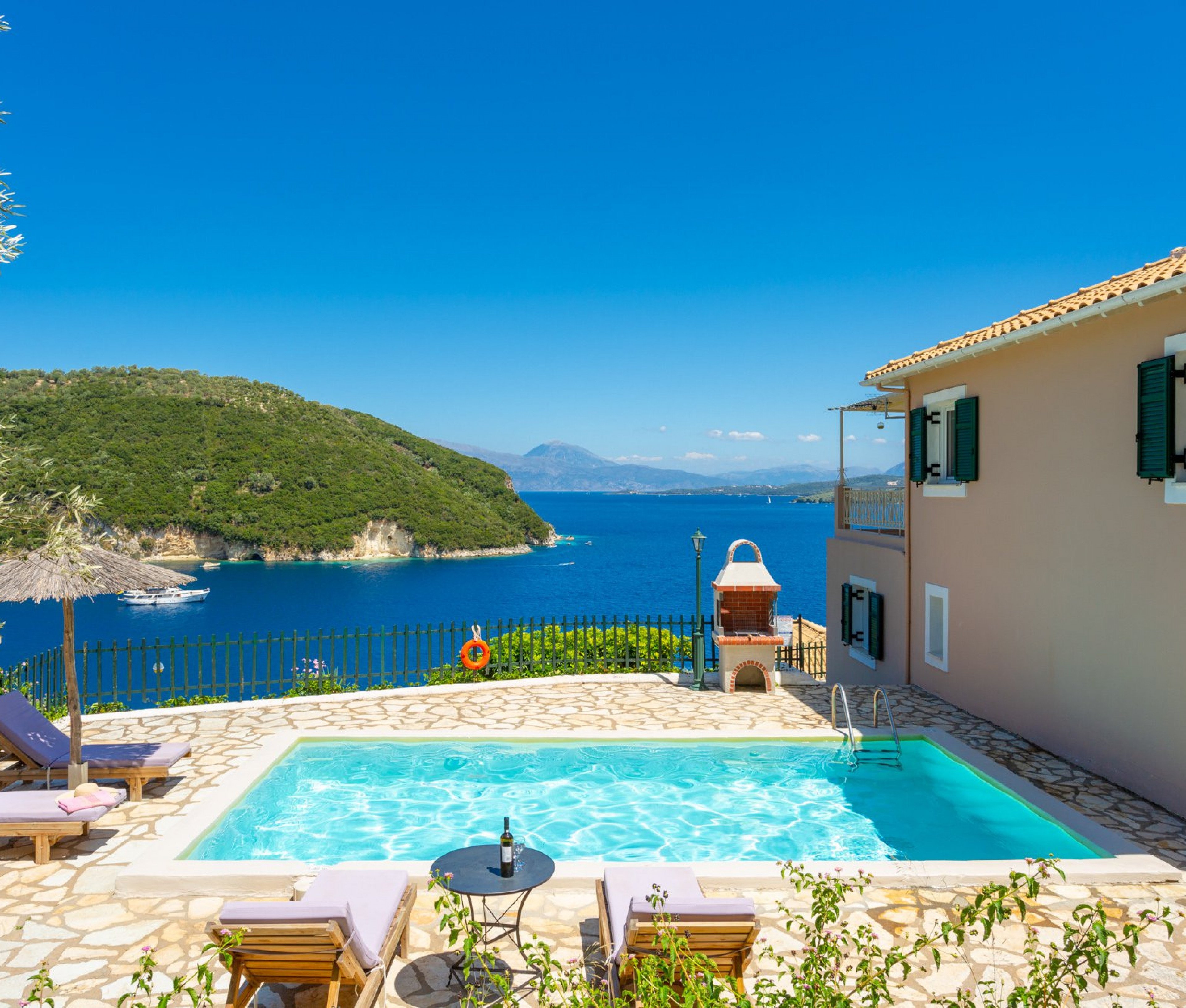 Ionian Islands Villas with pools - Villa Votsalo
