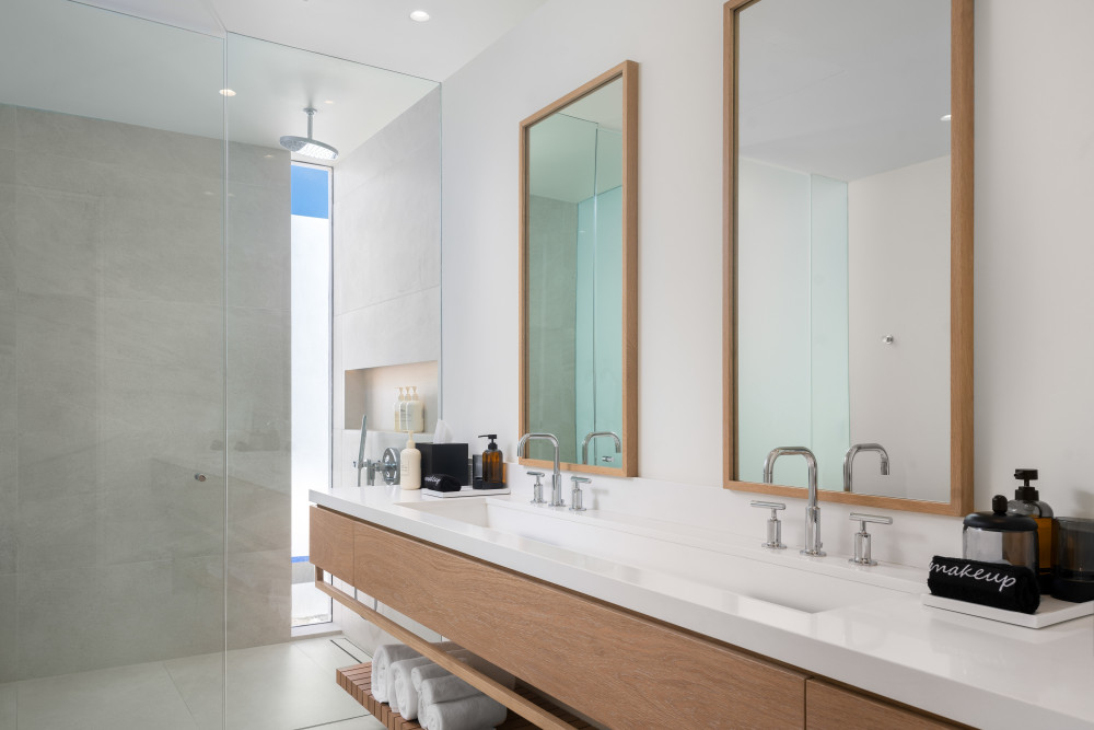 North Shore Beach Enclave Oceanfront Beach House - 3-bed