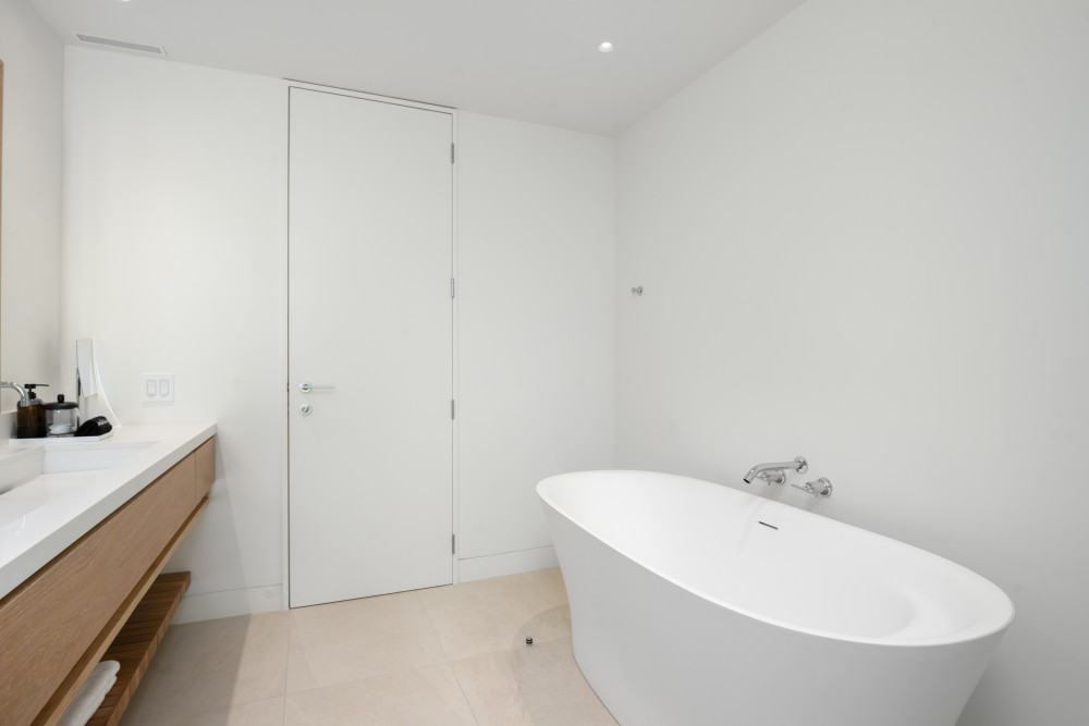 North Shore Beach Enclave Oceanfront Beach House - 3-bed