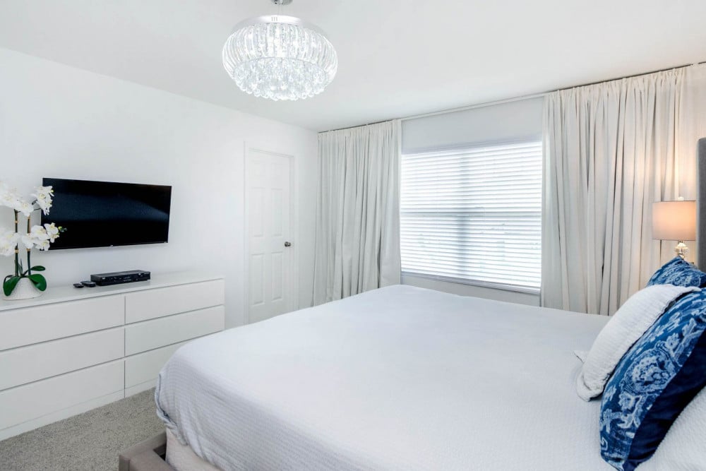 Solara Resort 369