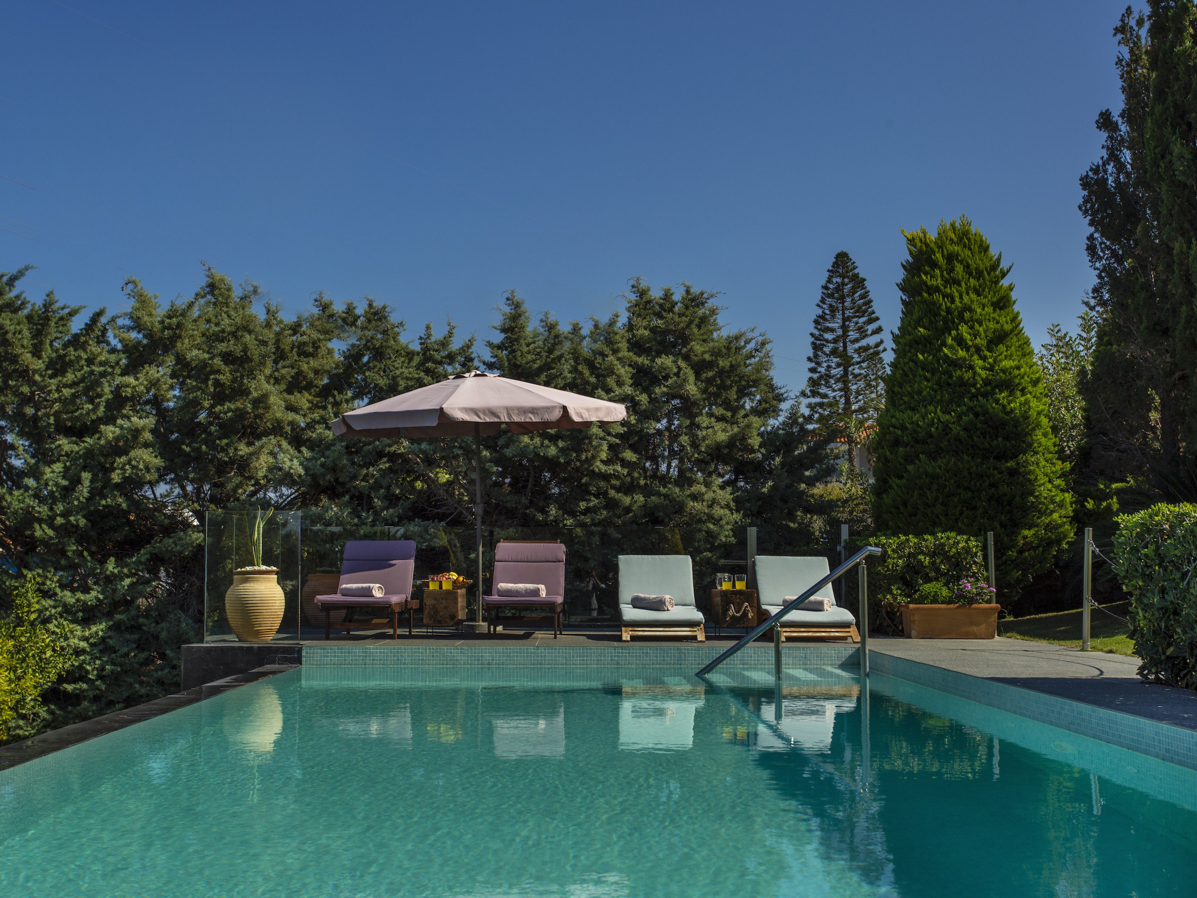 Villa Golden Crest summer home rentals with pools