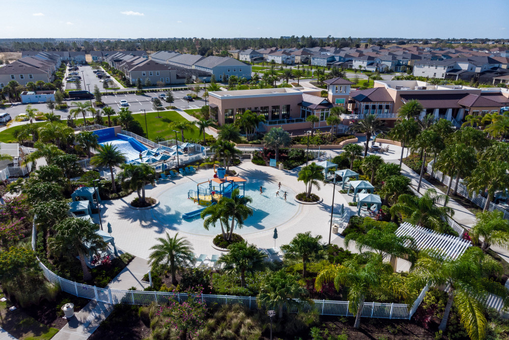 Solara Resort 372