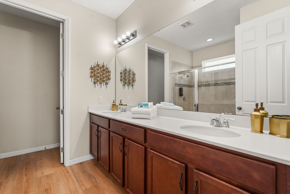 Solara Resort 372