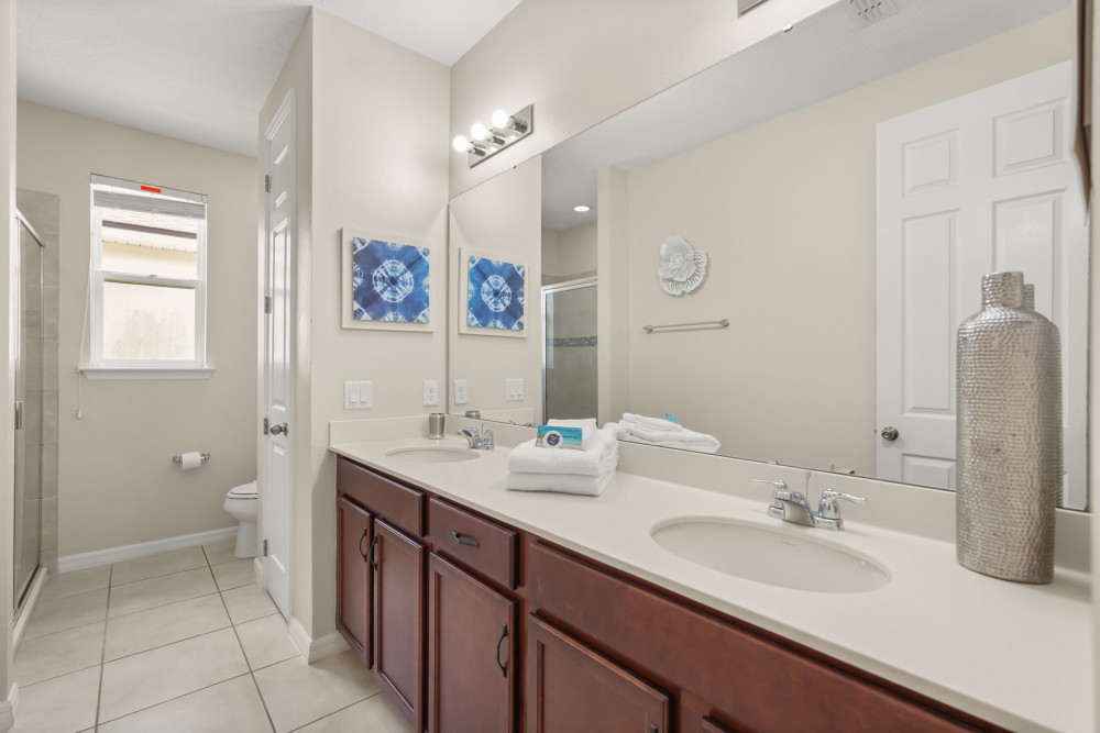 Solara Resort 372