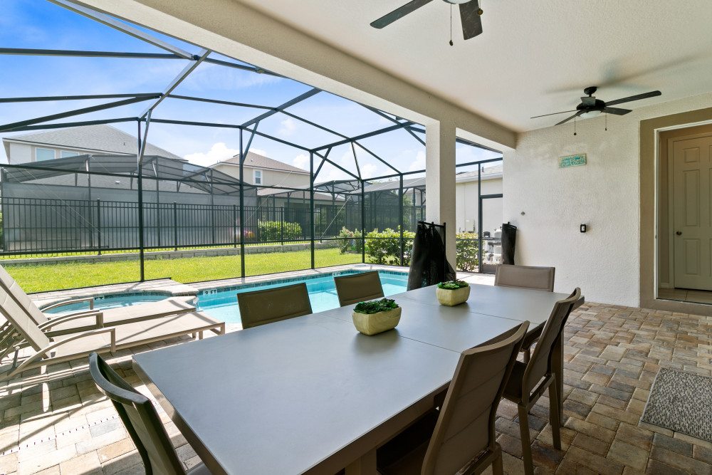 Solara Resort 190