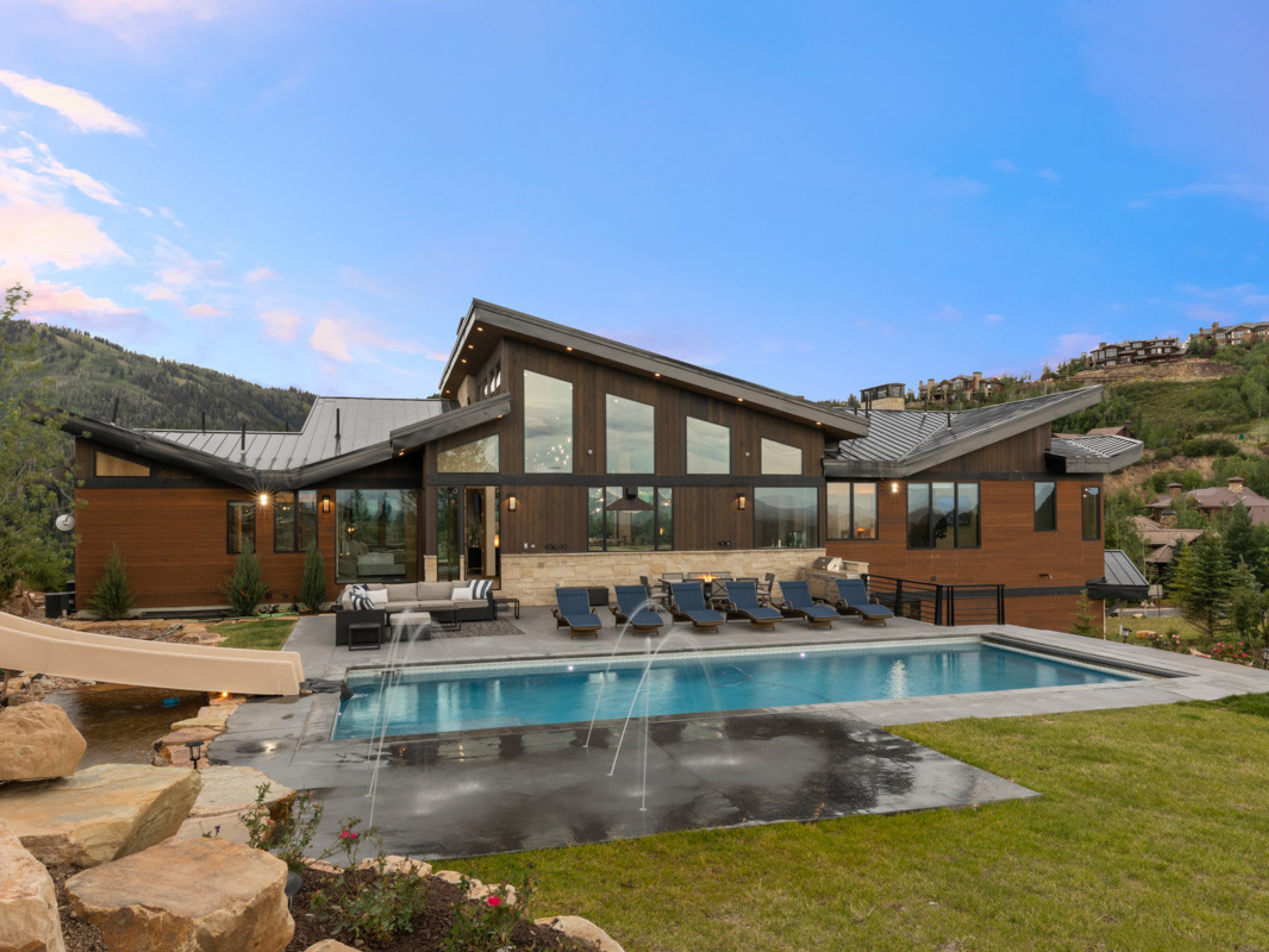 Park City 100 cabins with pools