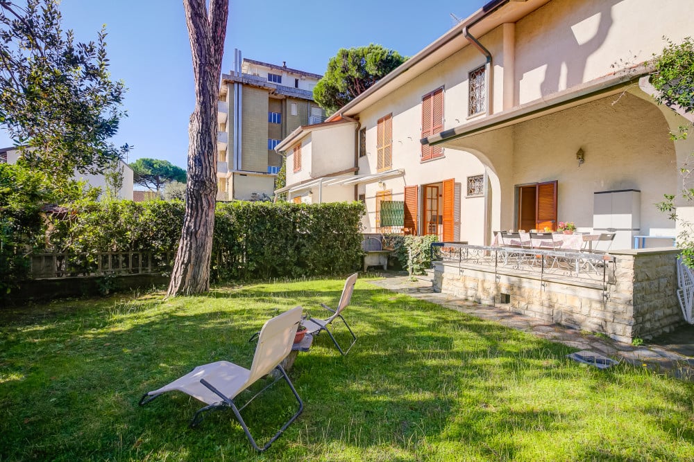 Marina di Pietrasanta 1