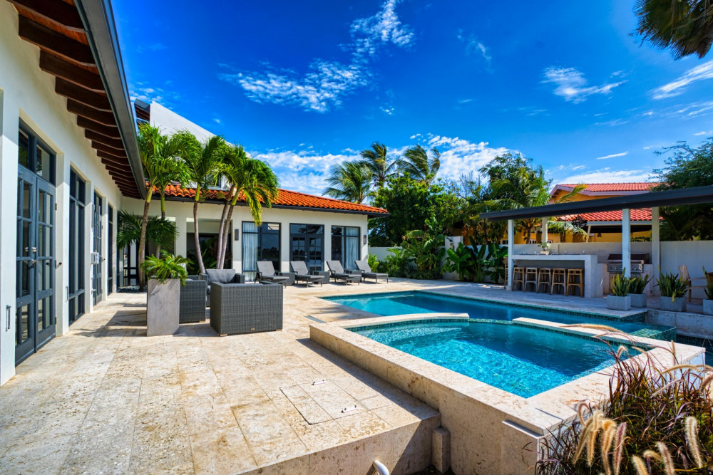 Aruba 1