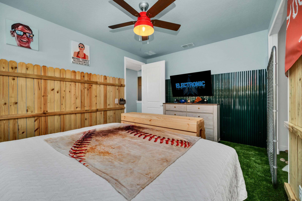 Reunion Resort 6500