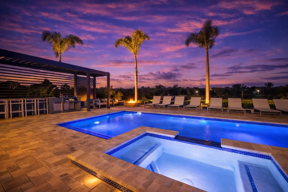 Reunion Resort 6500