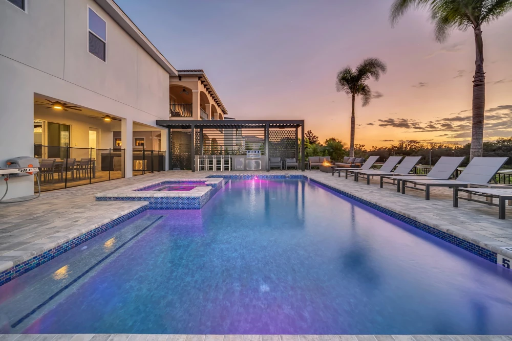 Reunion Resort 6500
