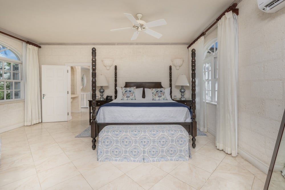 Sandy Lane - Saramanda