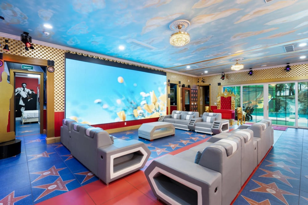 Fantasy Island Resort 1