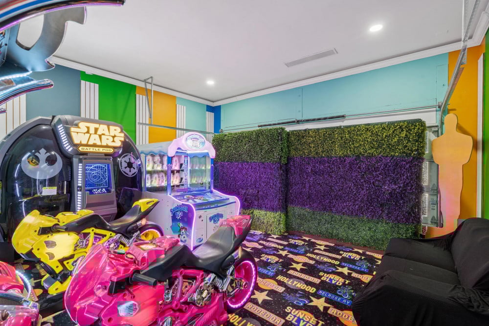 Fantasy Island Resort 1