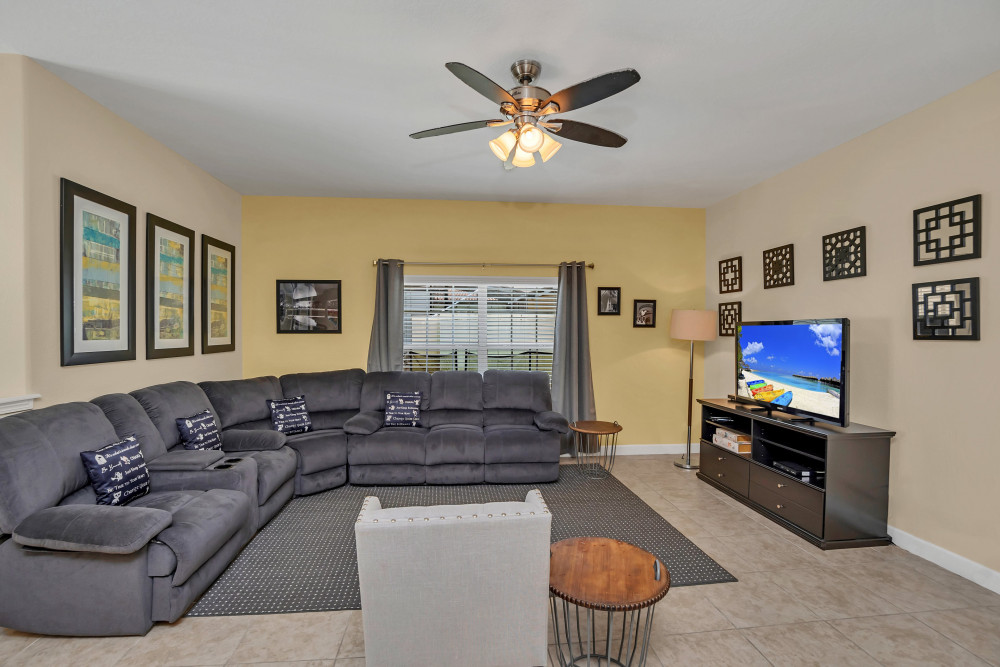 Paradise Palms Resort 270