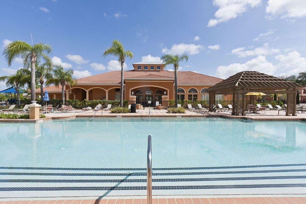 Bella Vida Resort 163