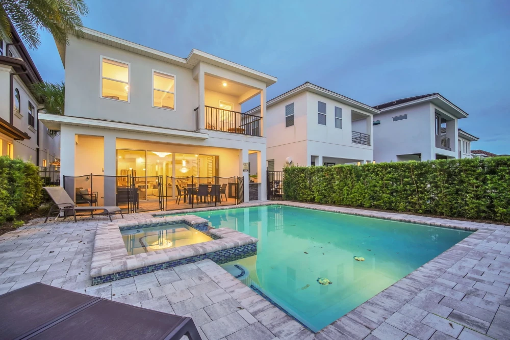 Reunion Resort 2800