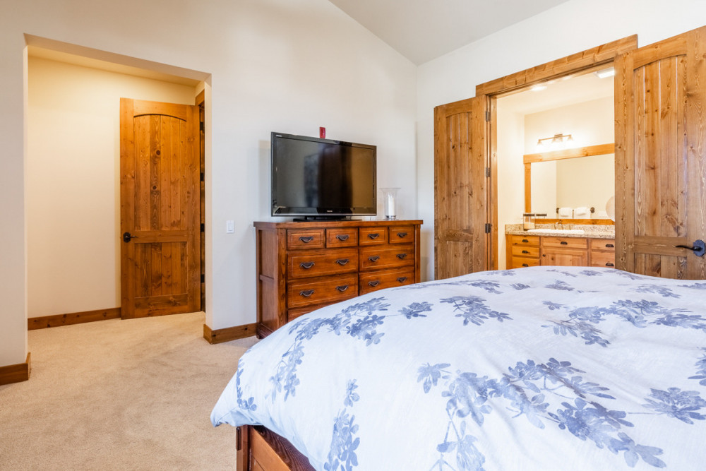 Mammoth Lakes 102