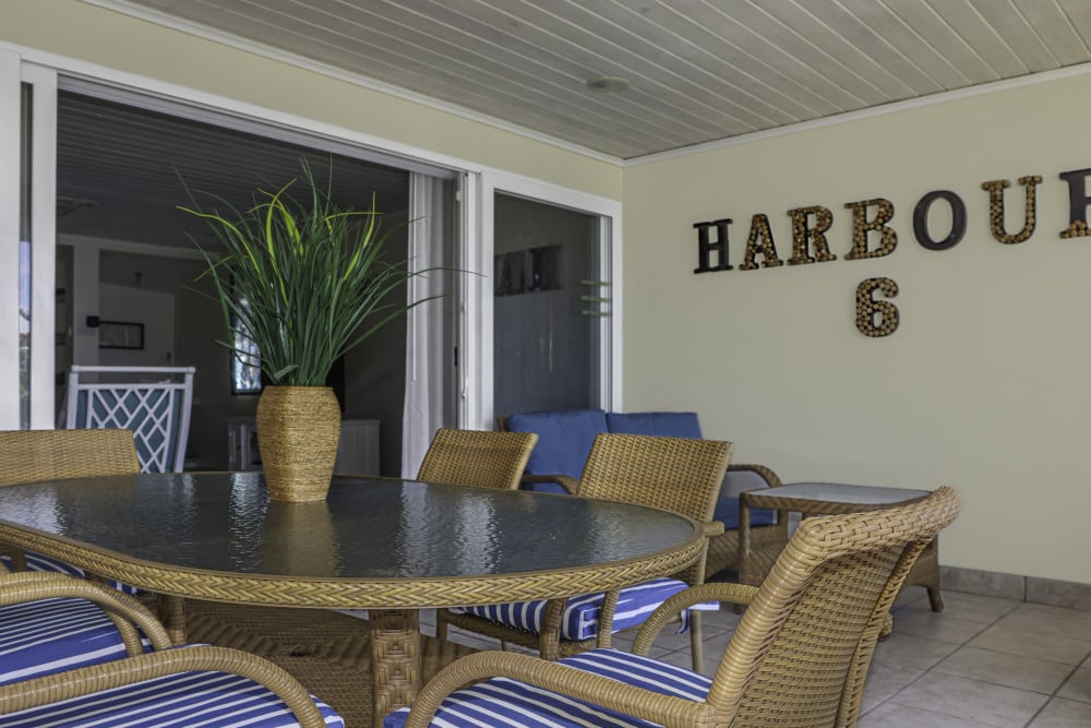 Harbour 6
