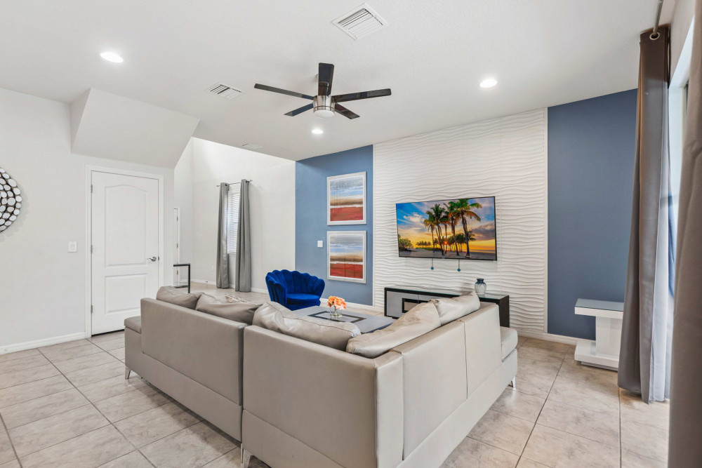 Windsor at Westside 1155