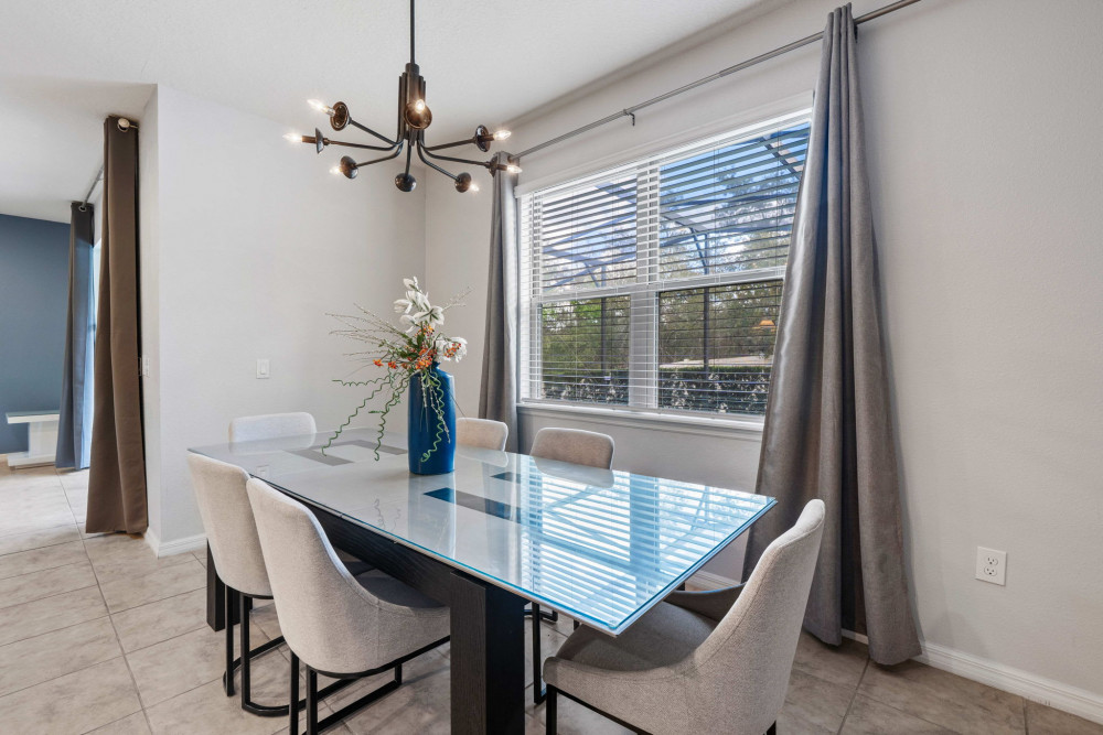 Windsor at Westside 1155