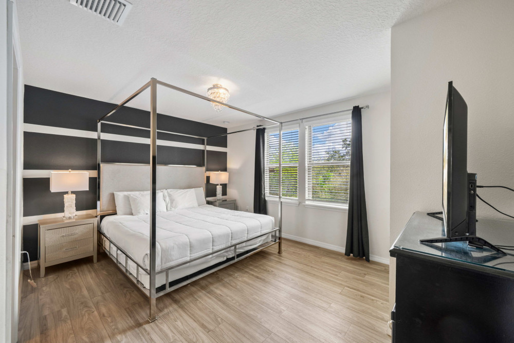 Windsor at Westside 1155