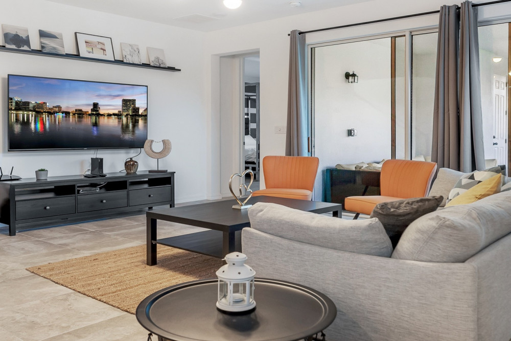Solara Resort 380