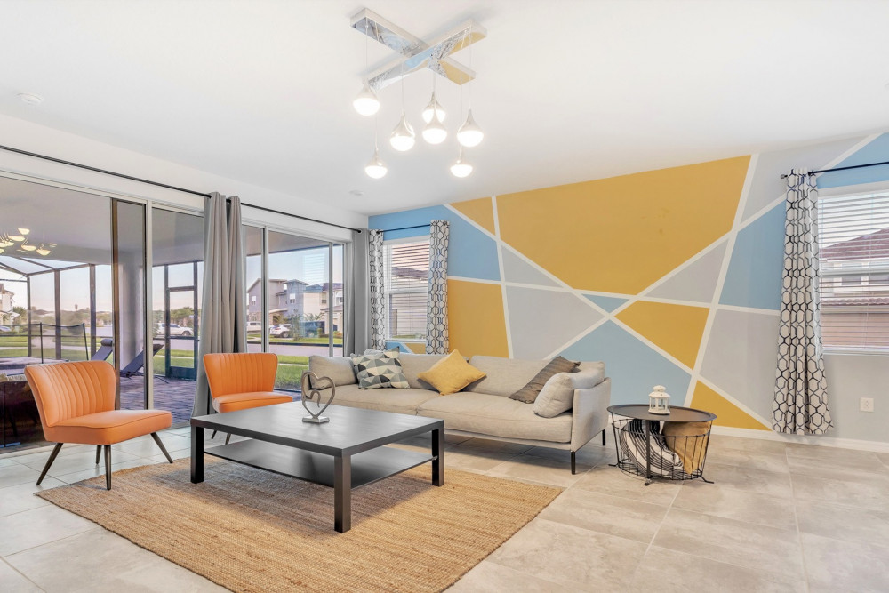 Solara Resort 380