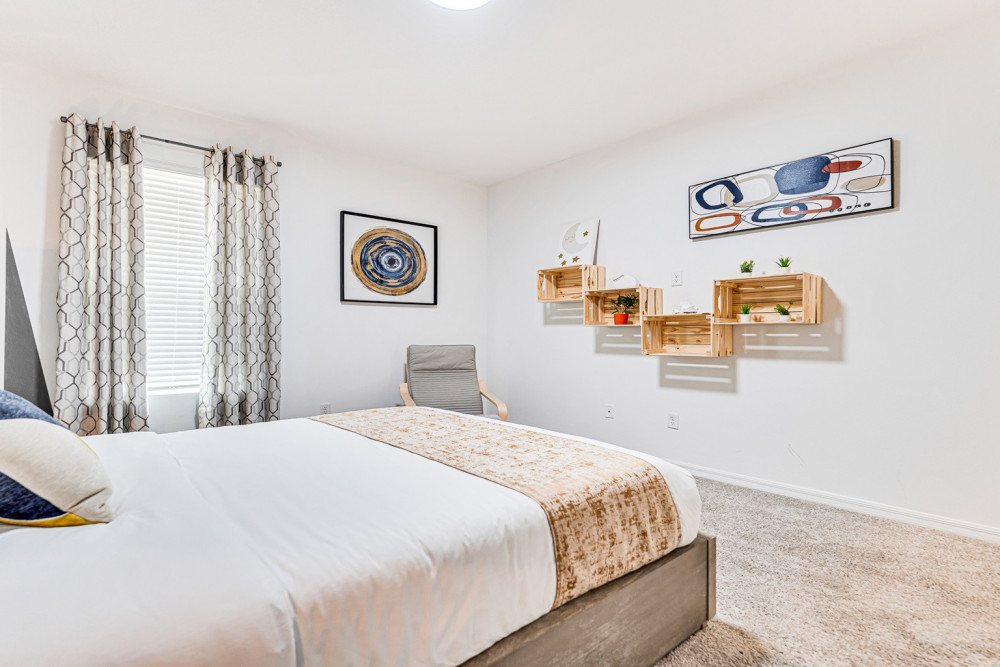 Solara Resort 380