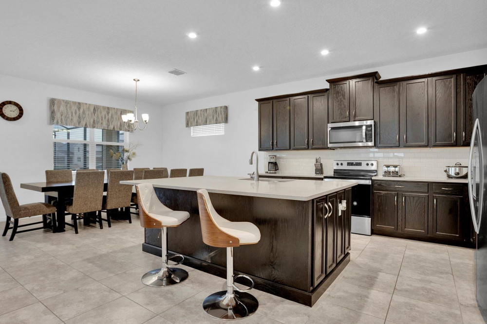 Solara Resort 386