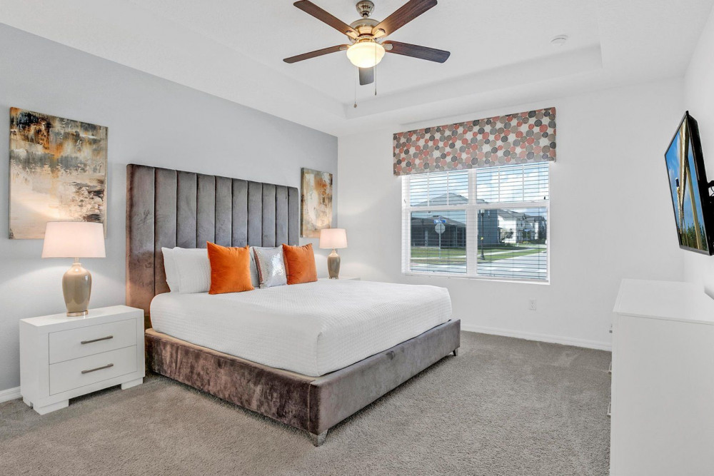 Solara Resort 386