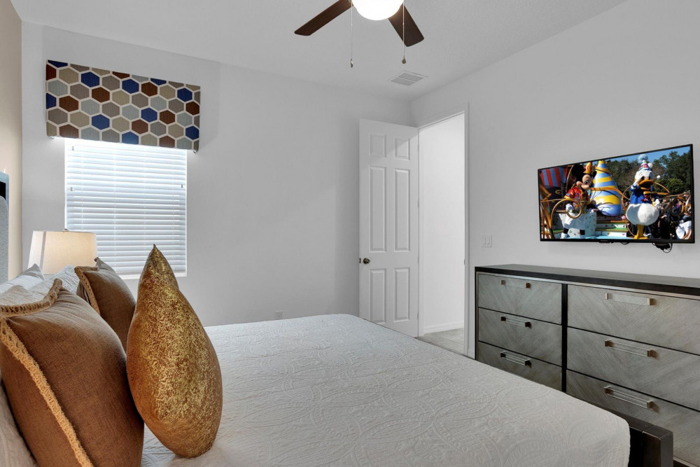 Solara Resort 386