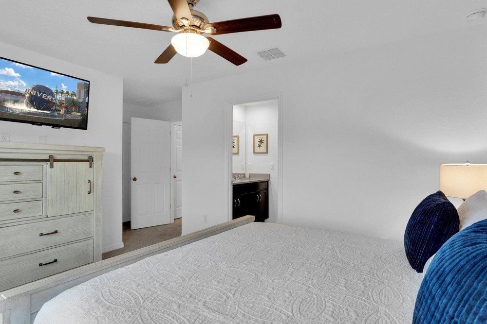 Solara Resort 386