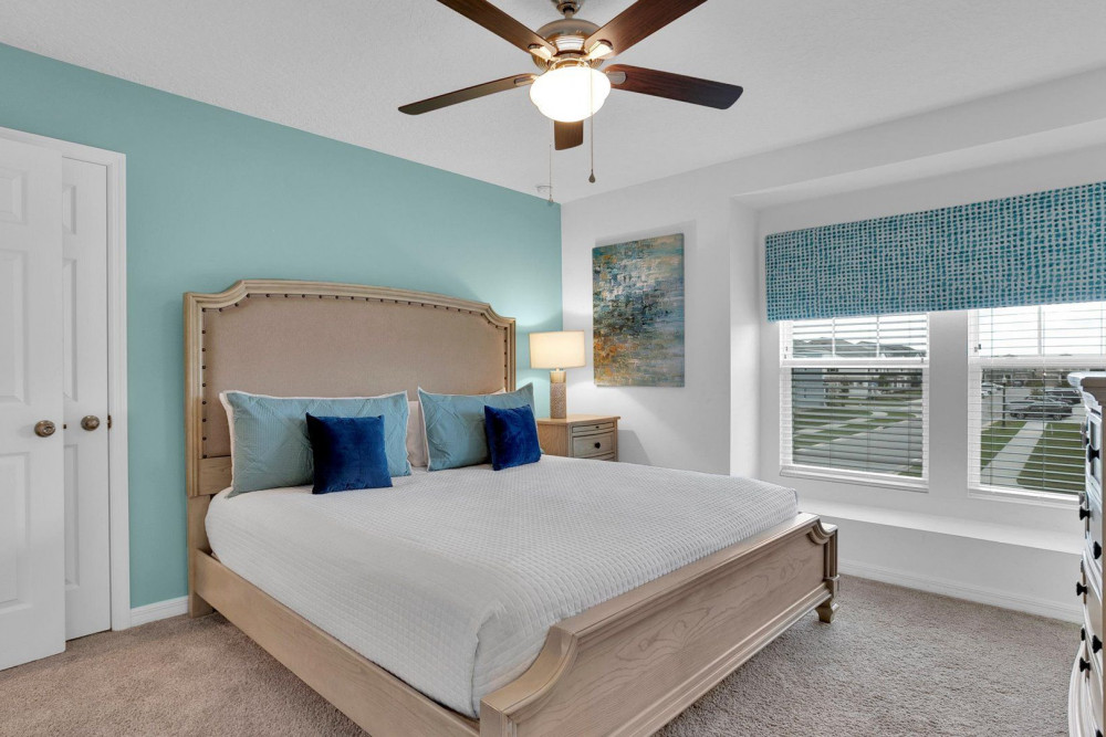 Solara Resort 386