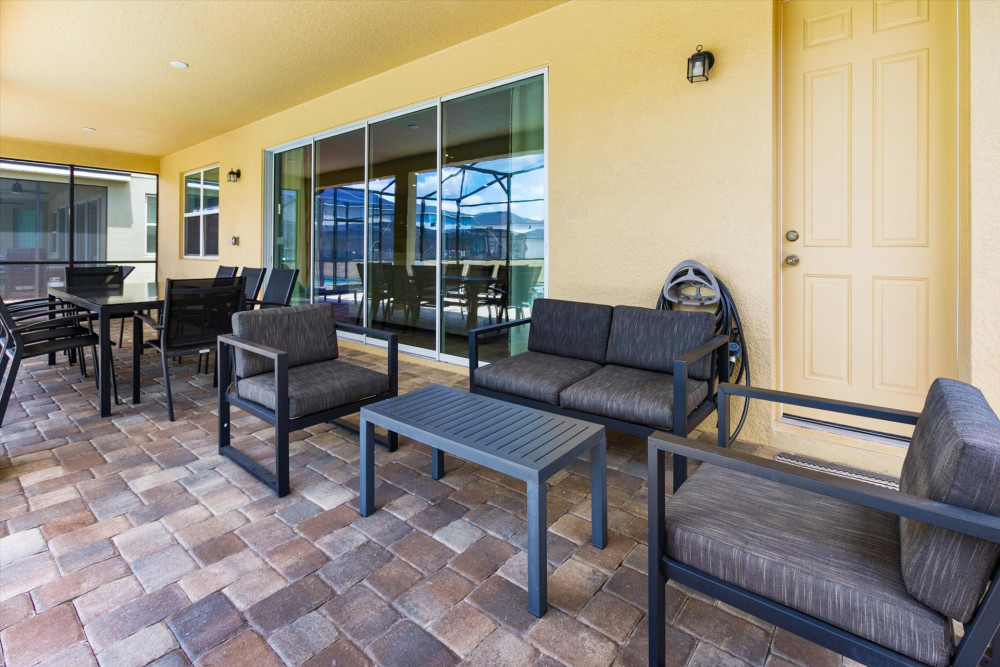 Solara Resort 386