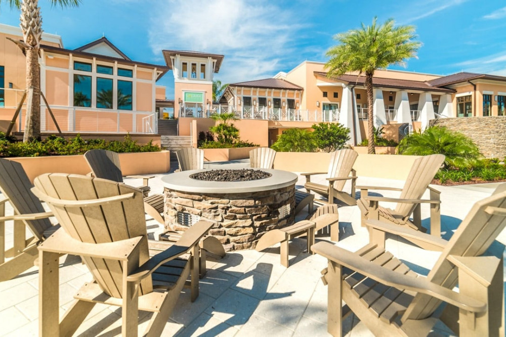 Solara Resort 386