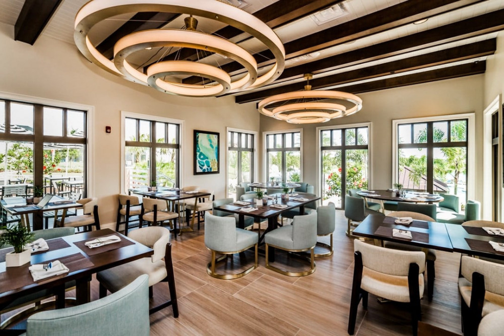 Solara Resort 386