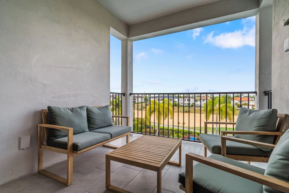 Reunion Resort 14000