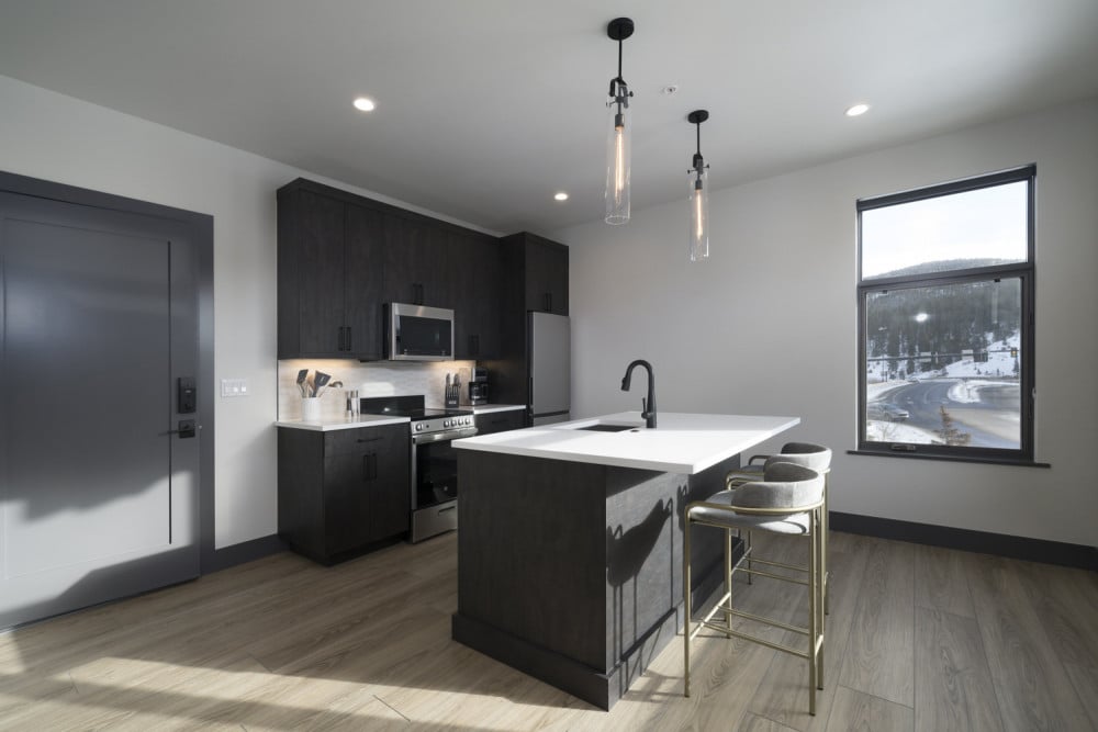 Breckenridge 76