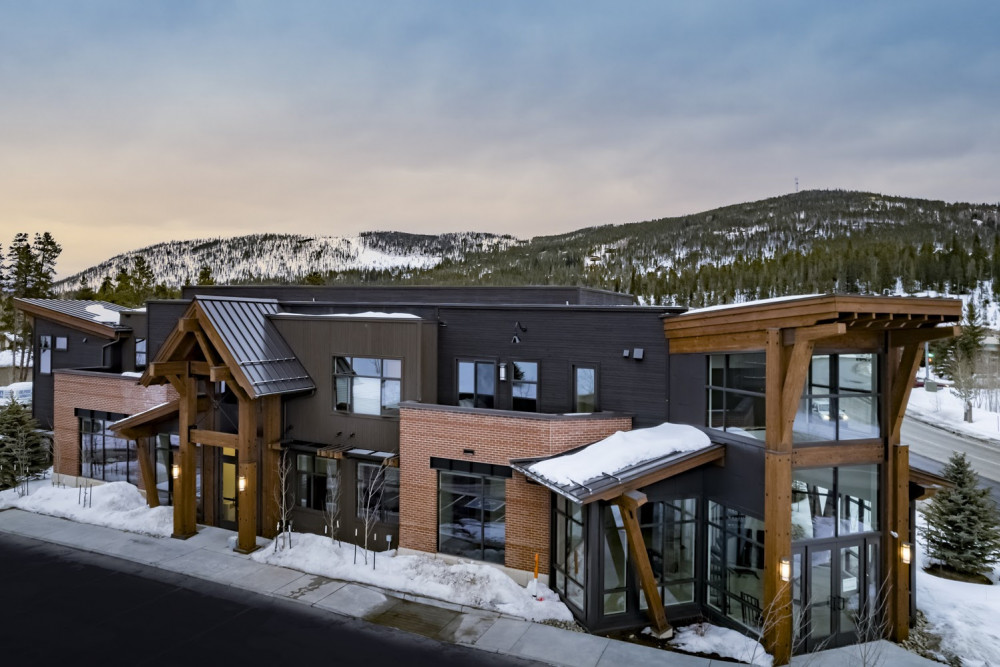 Breckenridge 76