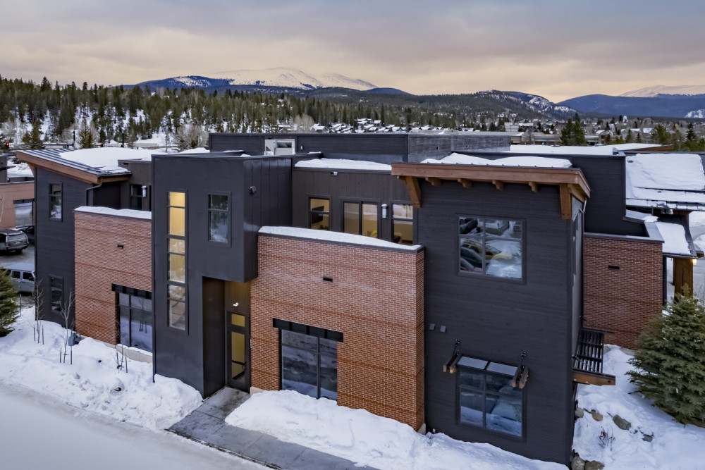 Breckenridge 76