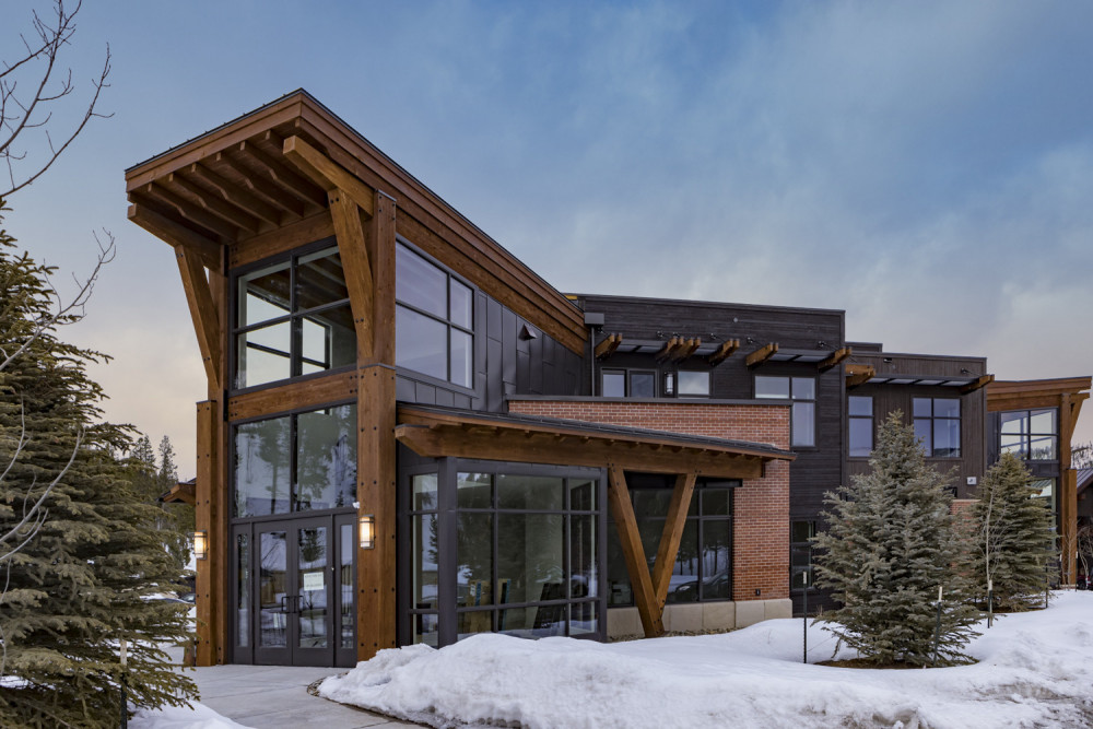 Breckenridge 76