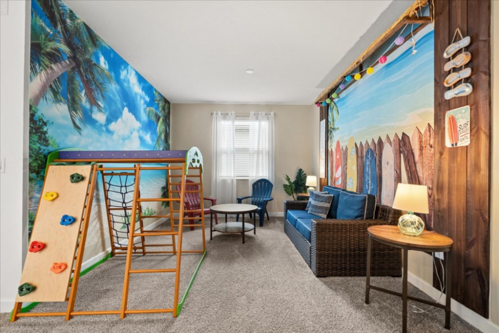 Storey Lake Resort 933