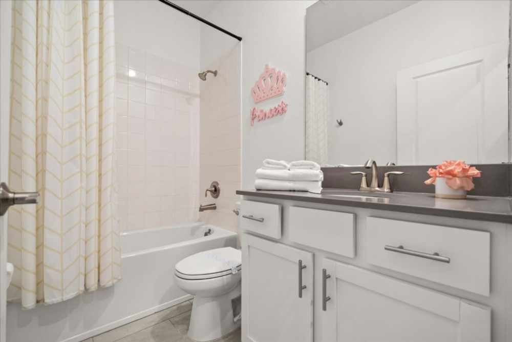 Storey Lake Resort 933