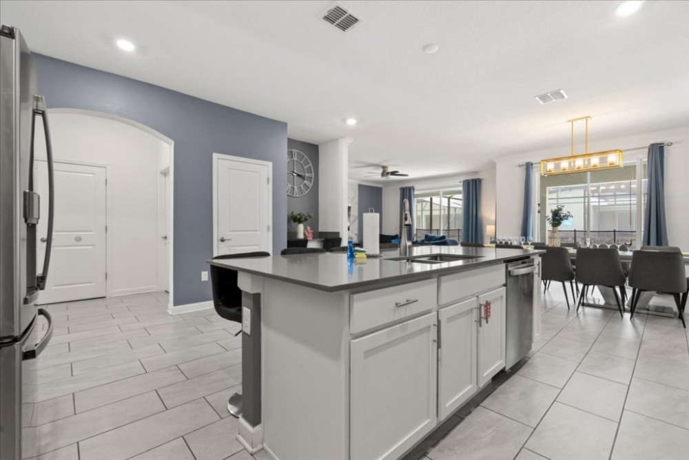 Storey Lake Resort 933